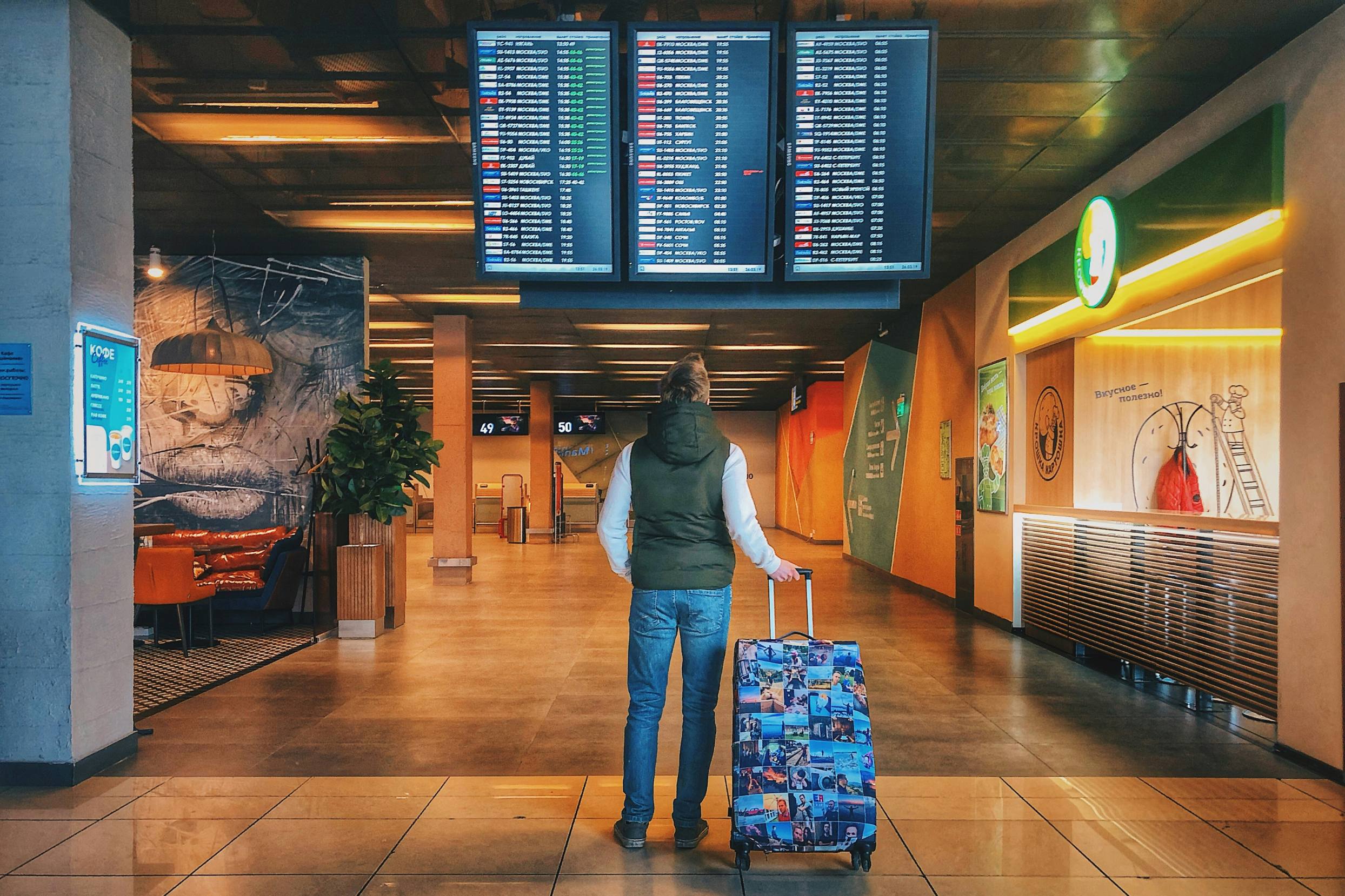 Tips for Stress-Free International Trips: Beat Language Barriers, Delays & Miscommunication