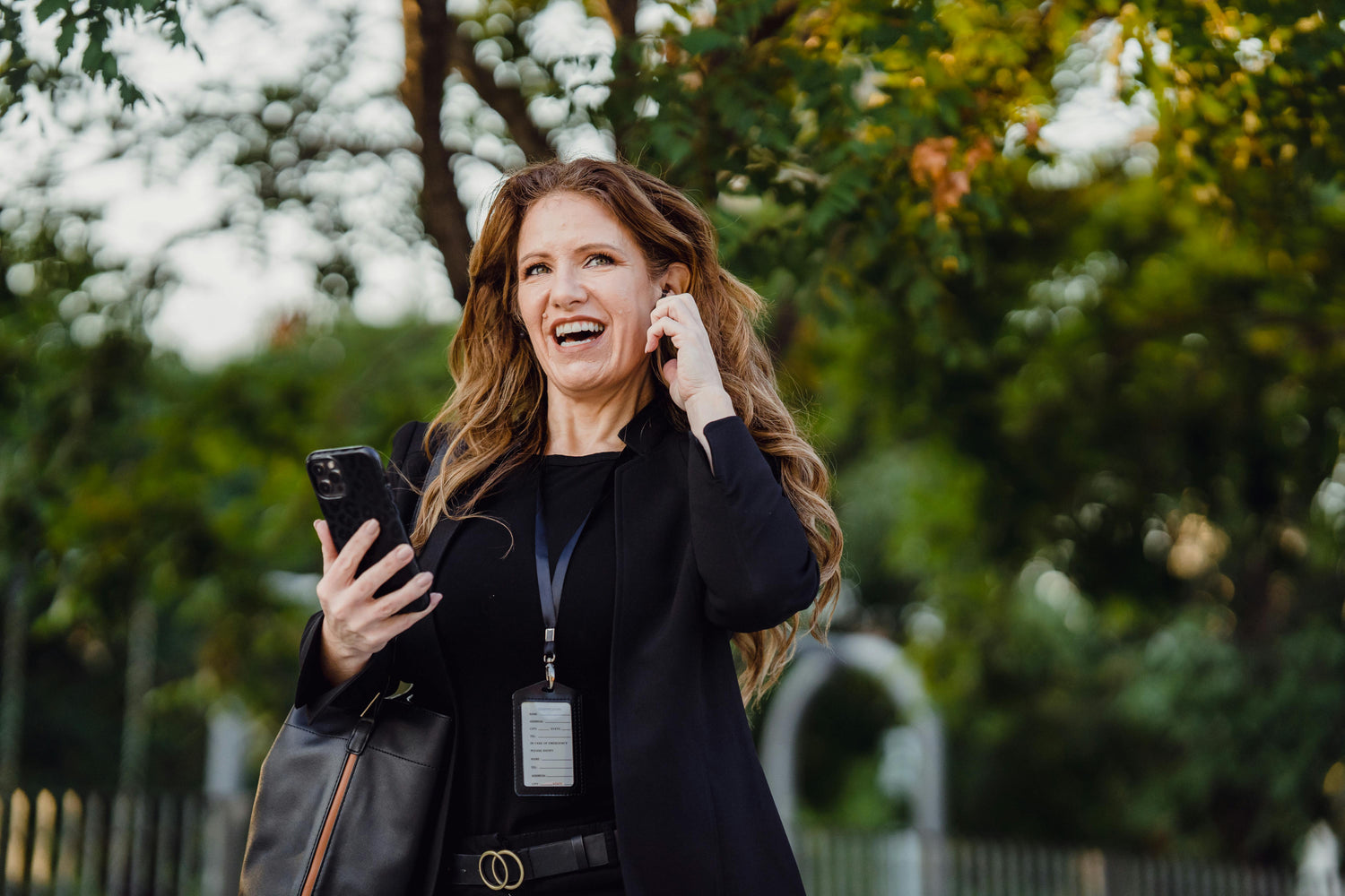 Best AI Translator Earbuds in 2025: Real-Time Language Translation for Travel, Business, and Everyday Conversations