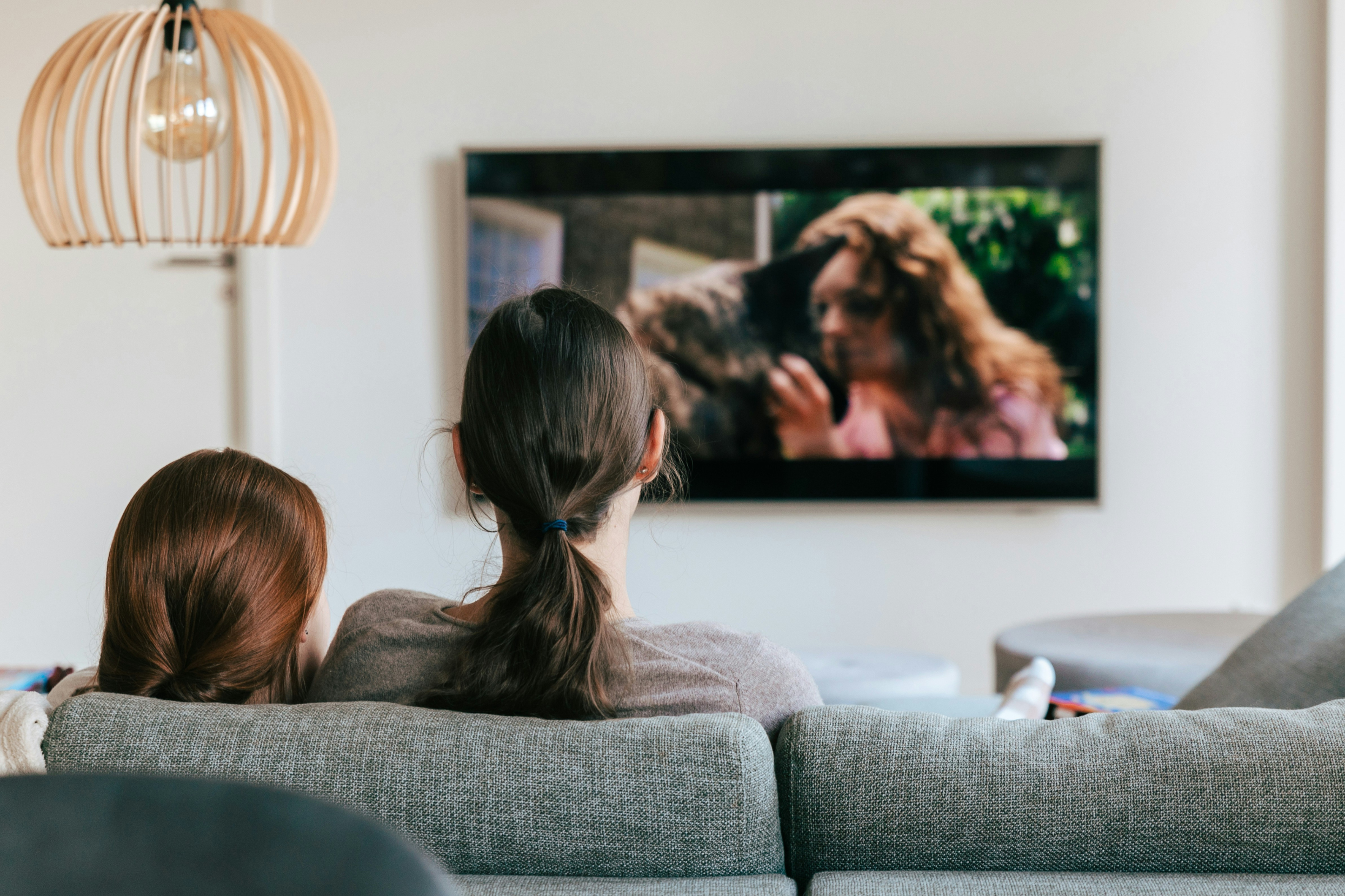 Enjoy Foreign Movies Effortlessly with TransAI Translator Earbuds